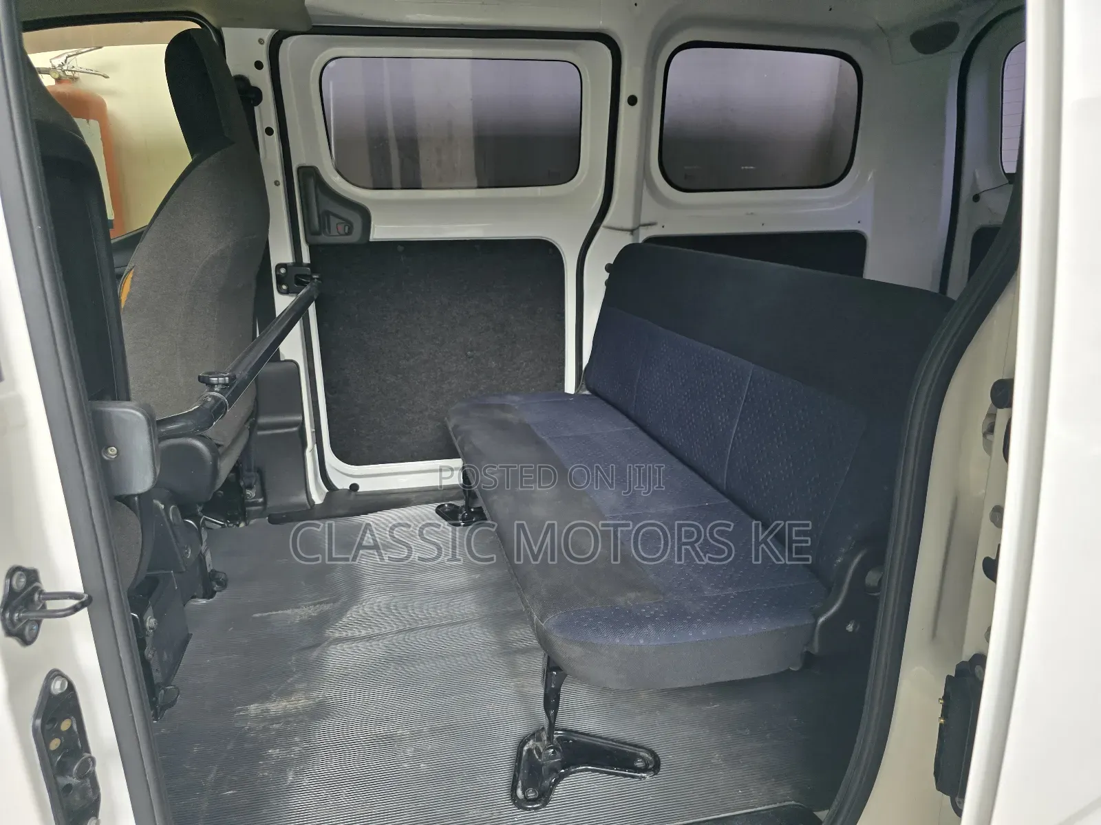 Nissan NV200 2018 White