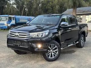 Toyota Hilux SR5+ 4x4 2017 Black