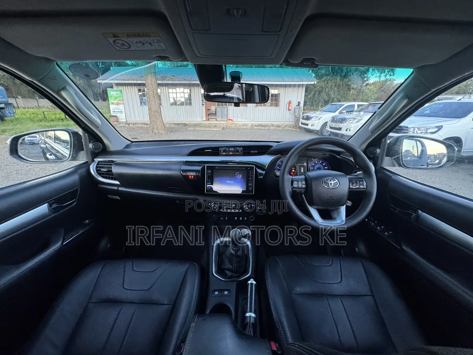 Toyota Hilux SR5+ 4x4 2017 Black