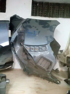 Mazda Demio Dj5 Rear Wing