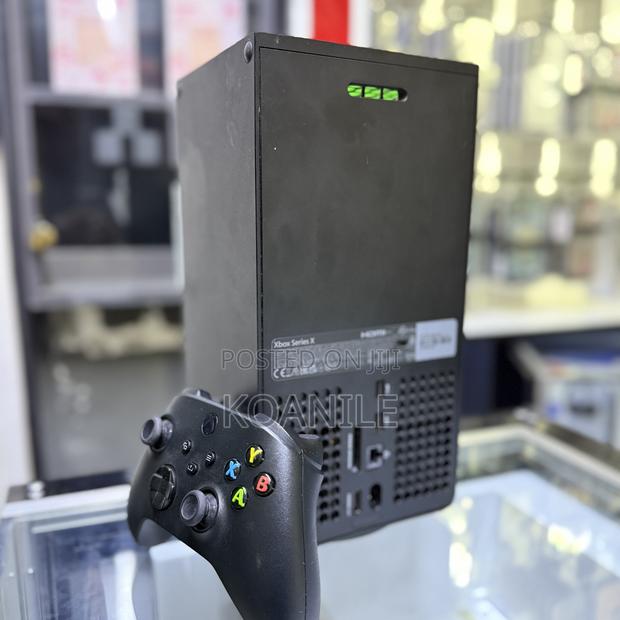 Xbox Series X (Used) - thumbnail 2