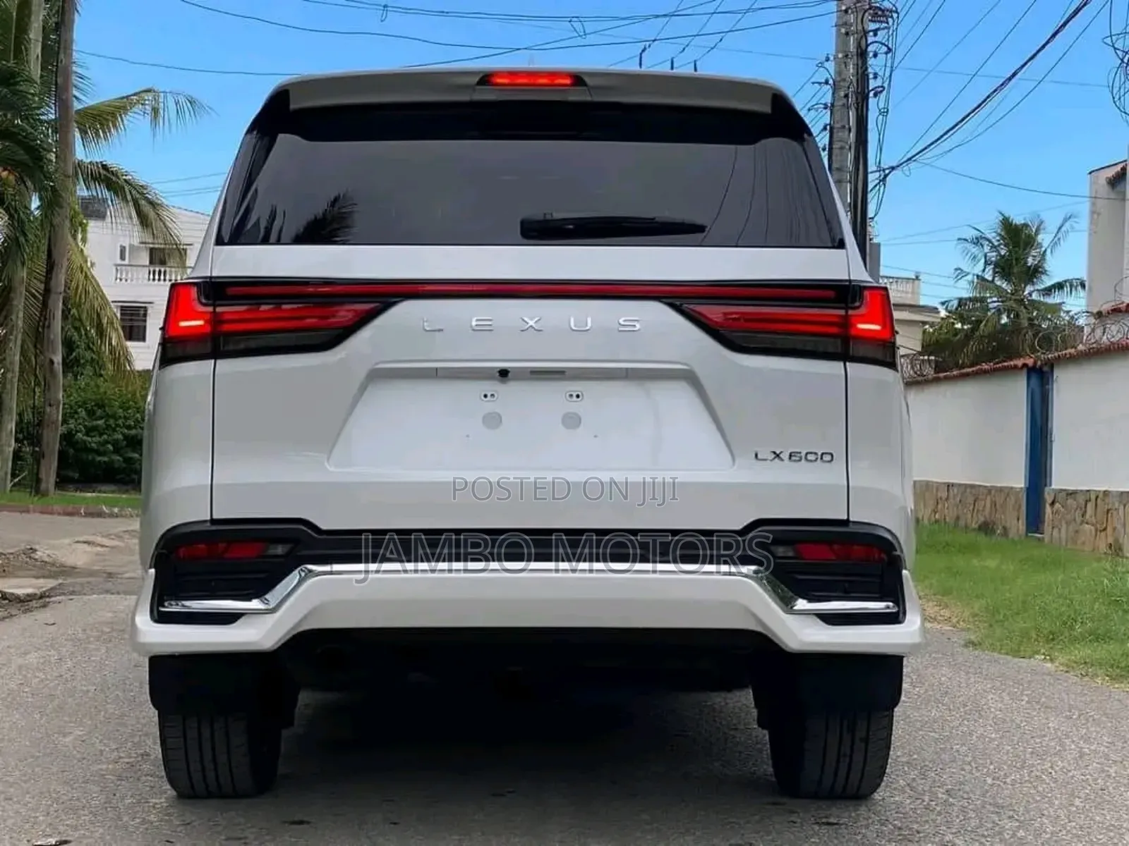 Lexus LX 2022 White