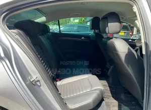 Volkswagen Passat 2017 Silver