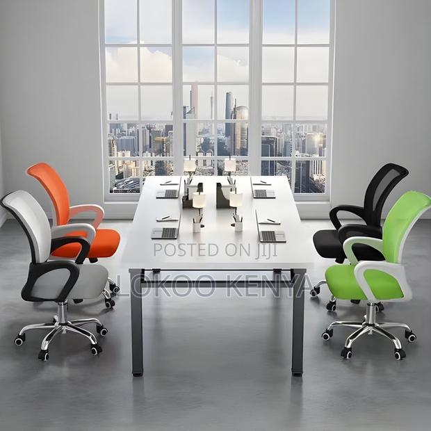Office Chair: Low Back Mesh Executive Office Chair