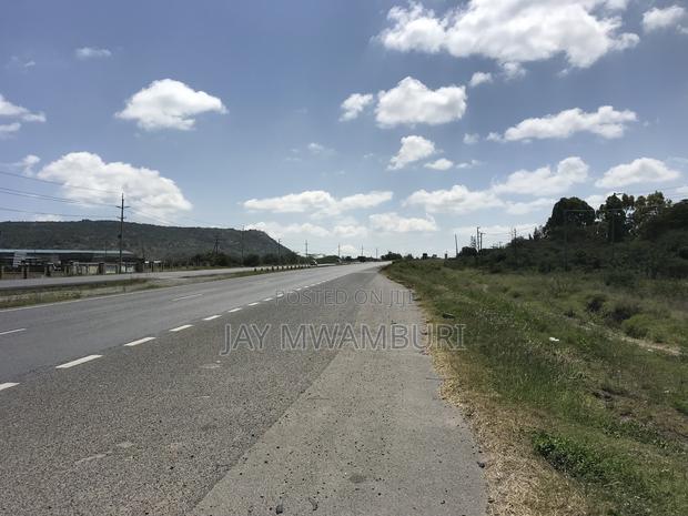 200acres Land Lukenya