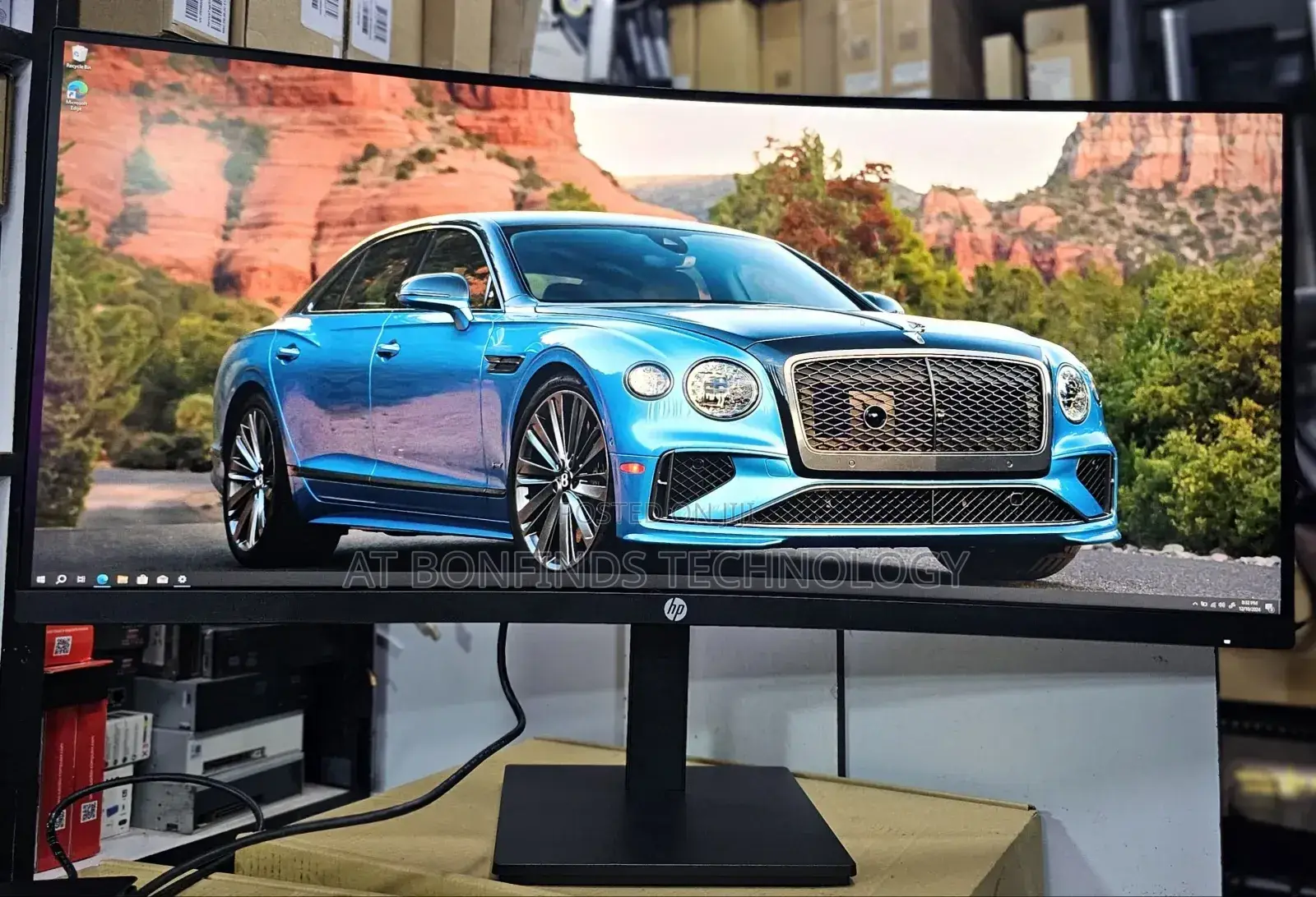 Curved Monitor