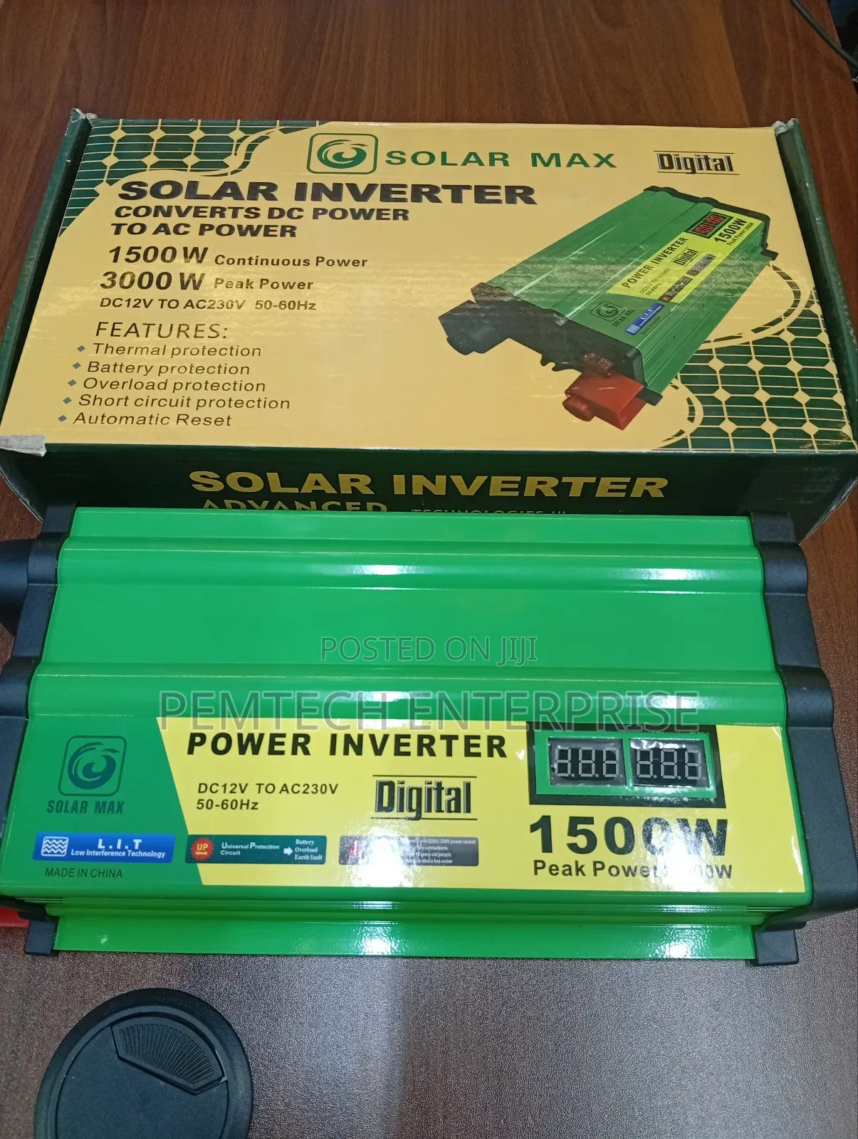 1500w Solarmax Digital Display Solar Inverter