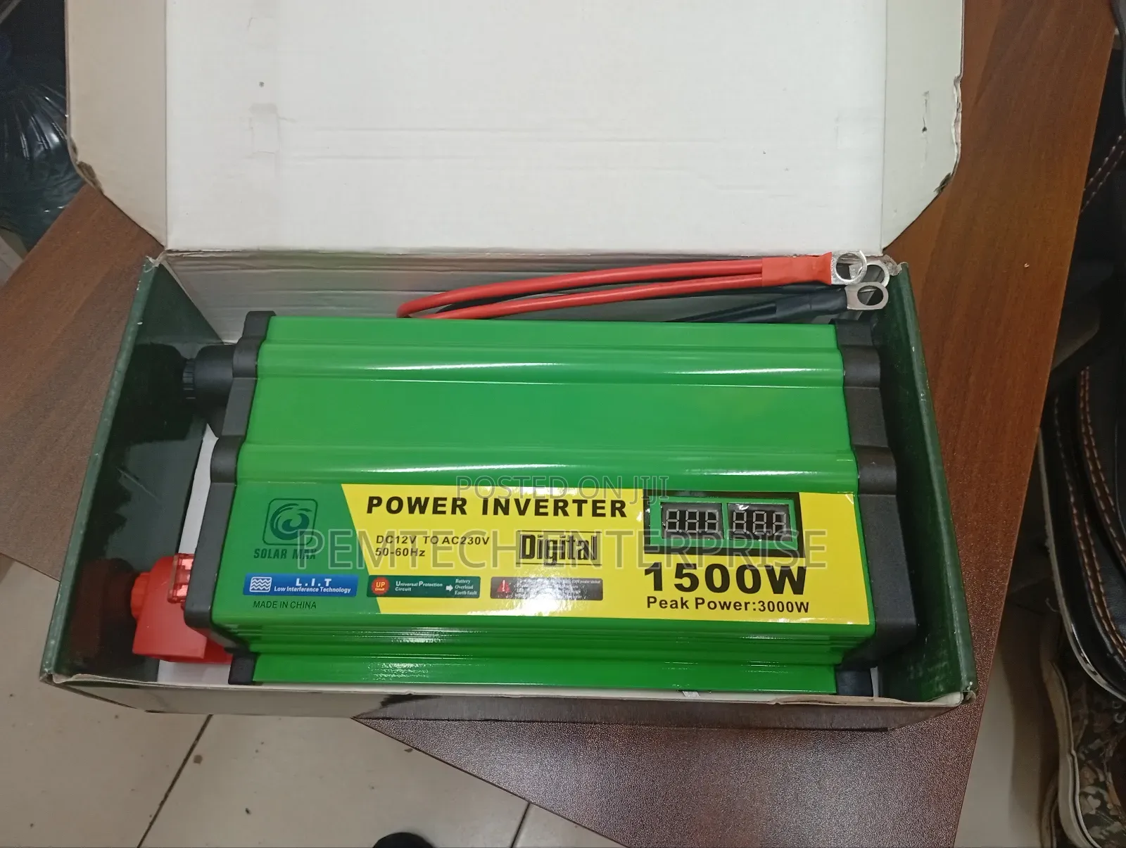 1500w Solarmax Digital Display Solar Inverter