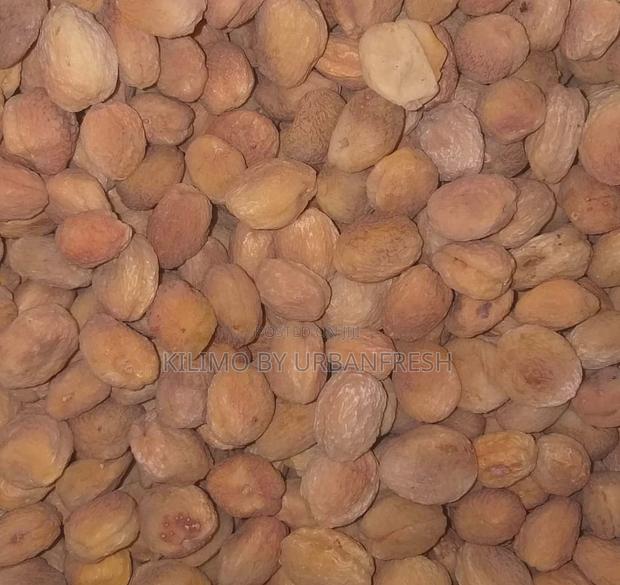 Dried Apricot ( Jardalu / Aloo. ) 1kg.