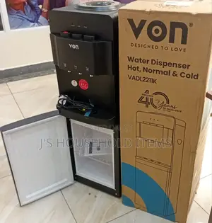 Von 3taps Black in Colour
