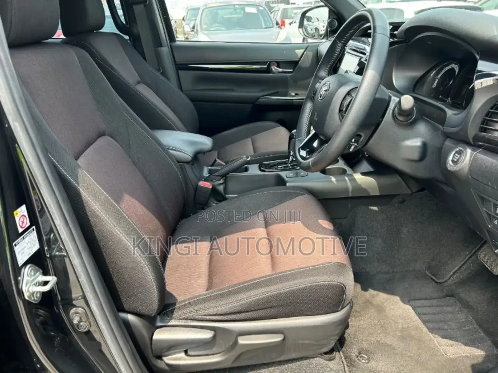 Toyota Hilux 2019 Black