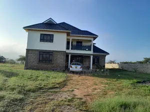 5bdrm Mansion in Kwa Katheke, Machakos Town for sale
