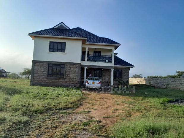 5bdrm Mansion in Kwa Katheke, Machakos Town for sale