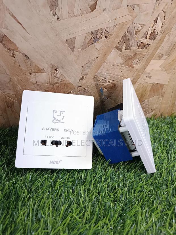 Single Shaver Socket 110v 220v - thumbnail 2