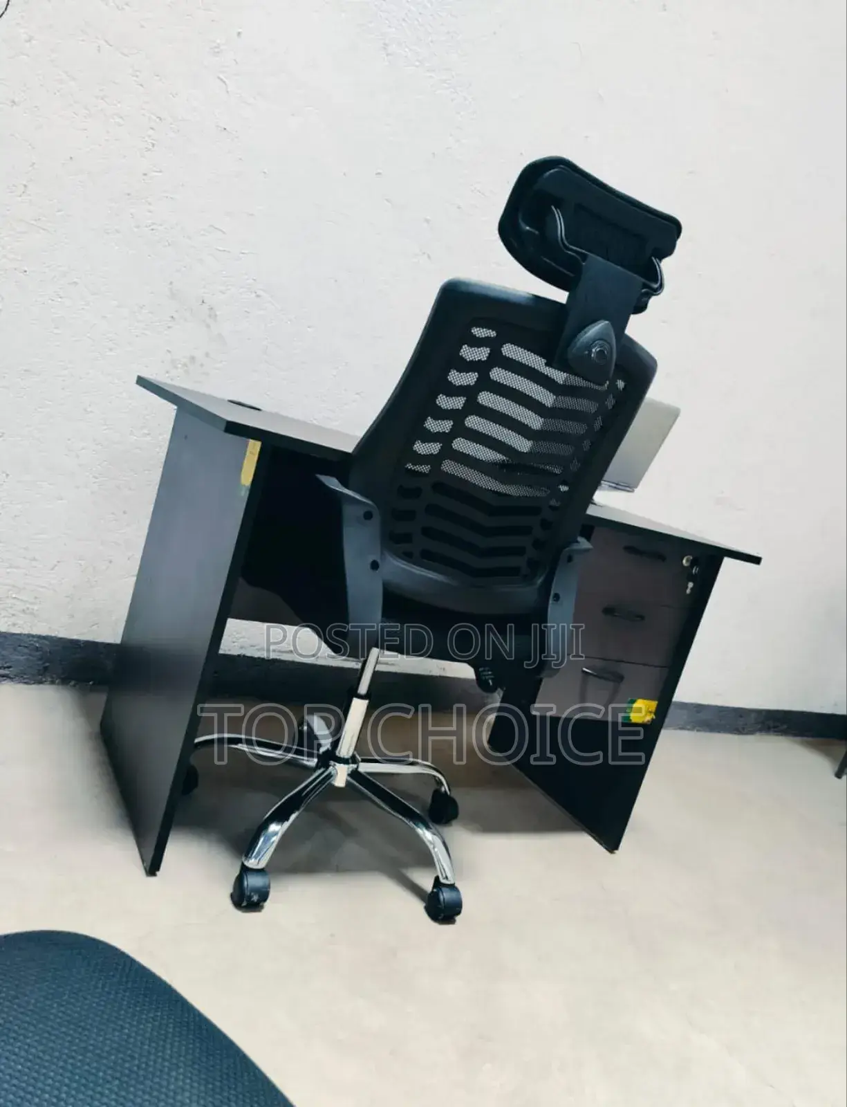 Headrest Office Chair With Computer Table