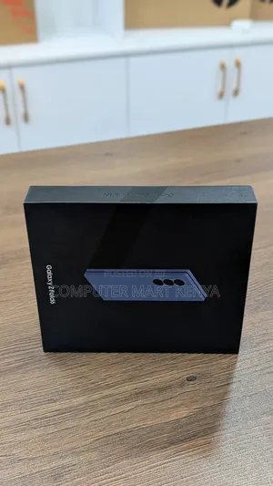 New Samsung Galaxy Z Fold6 256 GB Blue
