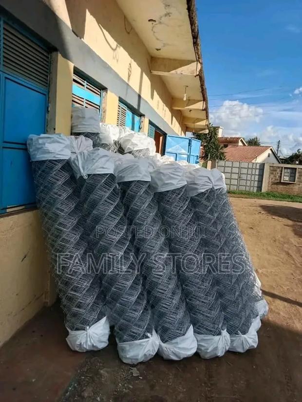 Fencing Heavy Gauge Chain Link 6ft - main view