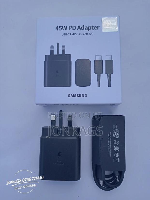 45W USB-C PD Super Fast Charger - thumbnail 3