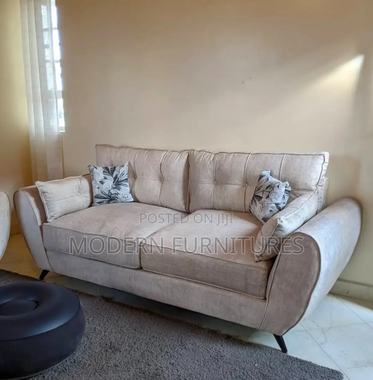 Modern And Classy 3 Seater Butterfly Sofa/ 3 Seater Sofa
