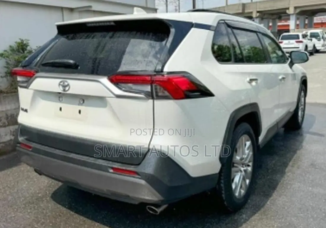 Toyota RAV4 2019 Off white
