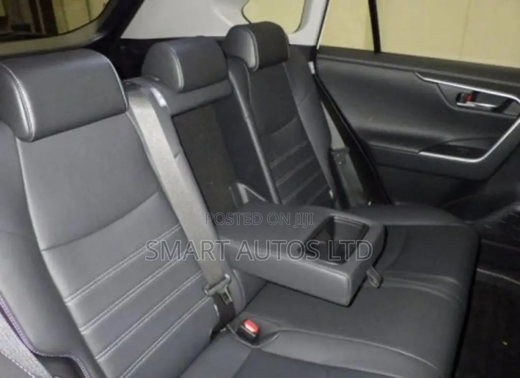 Toyota RAV4 2019 Off white