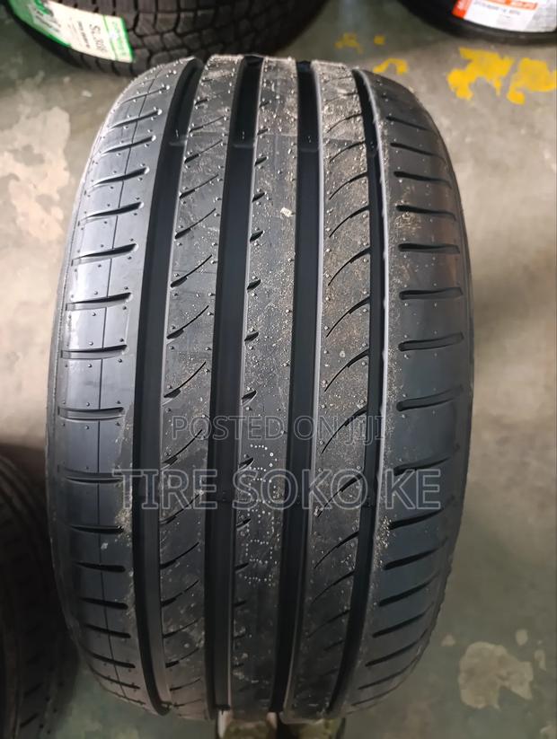 255/40r19 CST Adreno Ad-R9 - thumbnail 2