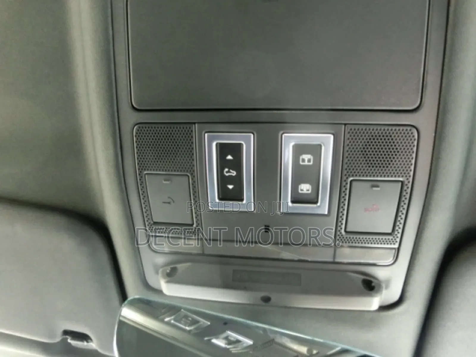Land Rover Defender X-Dynamic SE 2021 Black