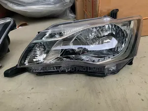 Headlamp Axio Fielder161 2013 Non-Xenon