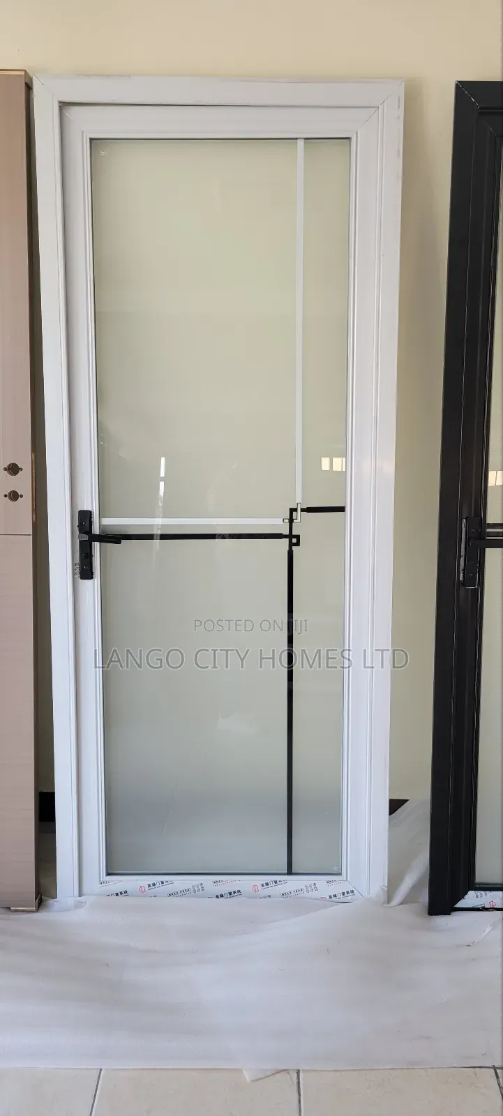 Toughened Glass Aluminium Bathroom Doors