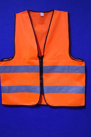 120gsm Reflector Vest Zip Front Closure - thumbnail 2