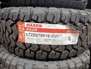 Maxxis 255/70r16 Razr At811