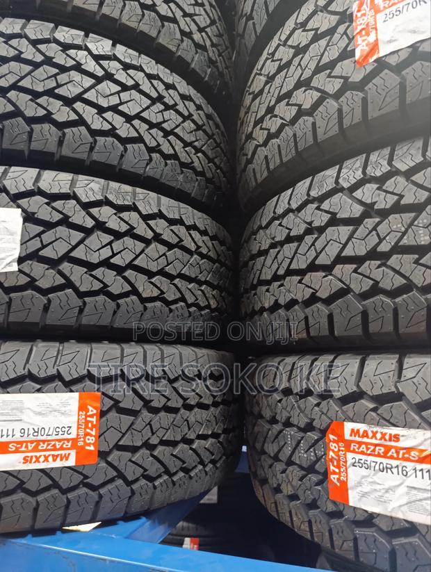 Maxxis 255/70r16 Razr At781 - thumbnail 3