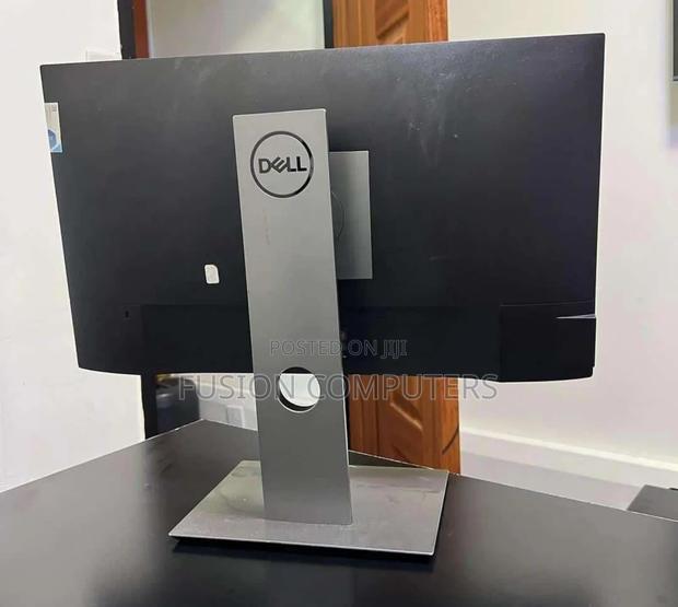 Dell 27inch Frameless Edge to Edge Monitors - thumbnail 3