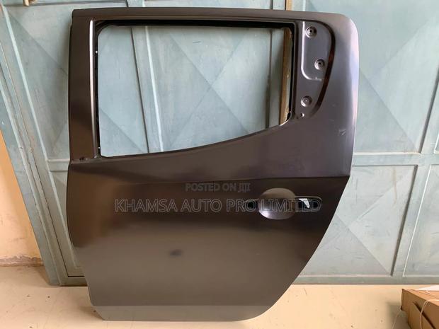 Rear Door Mitsubishi Triton L200