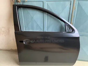 Front Door Mitsubishi Triton L200
