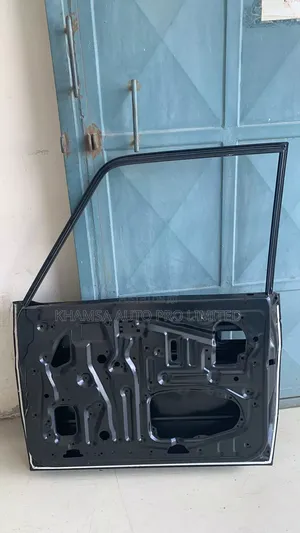 Fj79 Front Door for Land Cruiser
