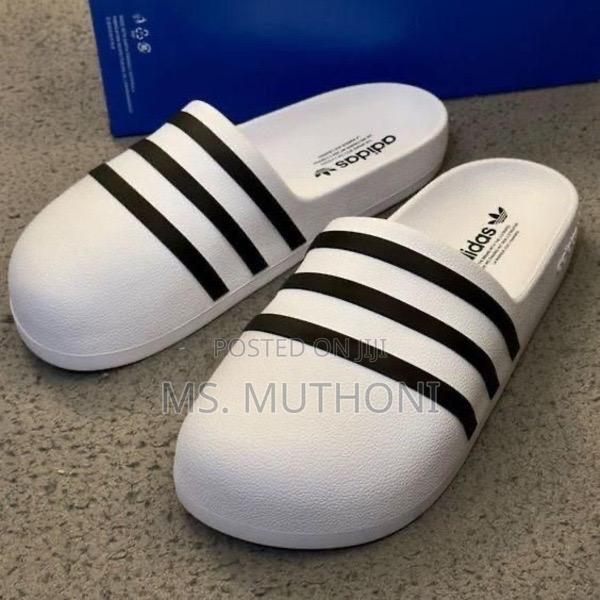 Adidas Mules / Slides in Plenty 40-45 - thumbnail 2