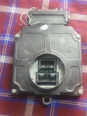 Headlight Computer for Rav 4 R1
