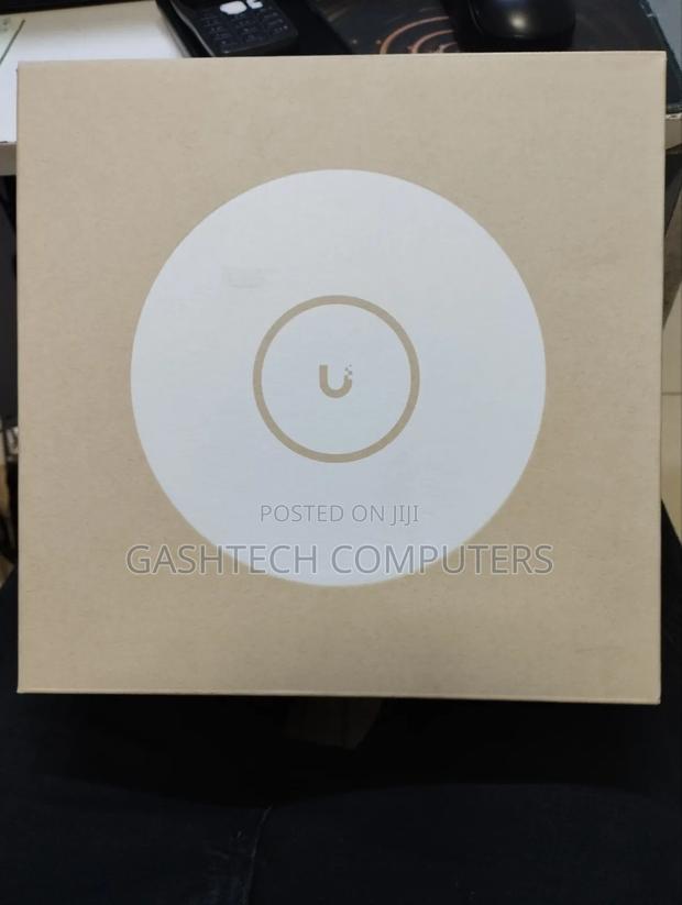 Ubiquiti Unifi {{U7-Pro}} Wi-Fi 7 Pro Access Point