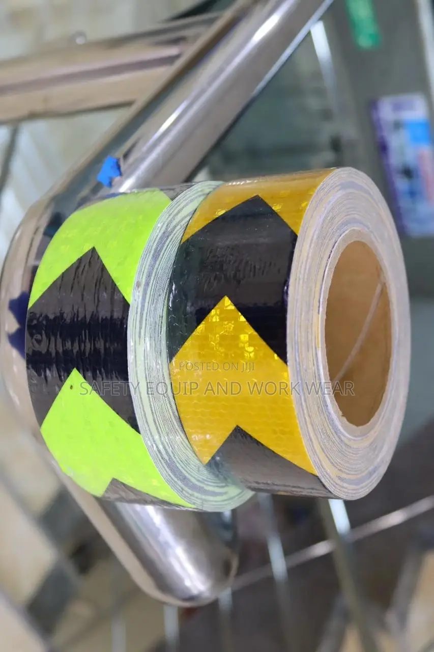 Barricading Tape With Reflective Chevron Strips