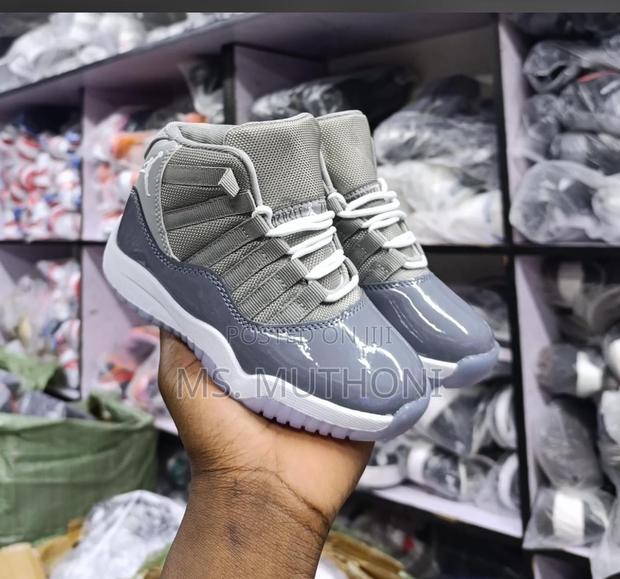 Restocked Jordan 11 Kids Quality Size 25-30 31-36