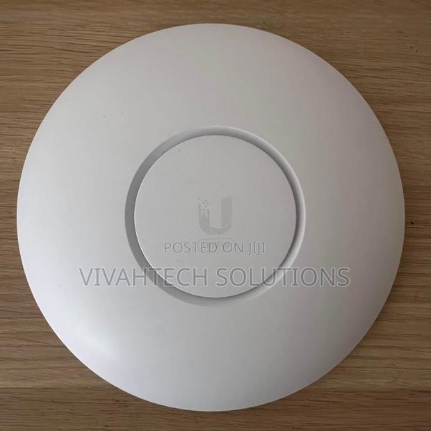 Unifi U7-Pro Wi-Fi 7 Pro Ubiquiti Access Point - main view