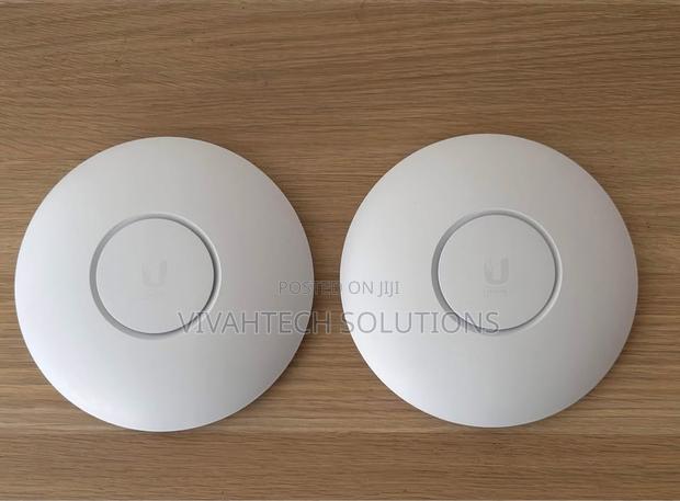 Ubiquiti Unifi Wi-Fi 7 U7-Pro Access Point - main view