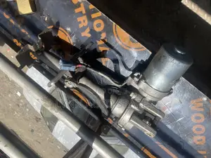 Nissan Note 2012 Column