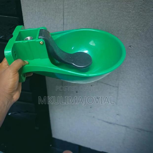 2L Automatic Cow Drinking Bowl