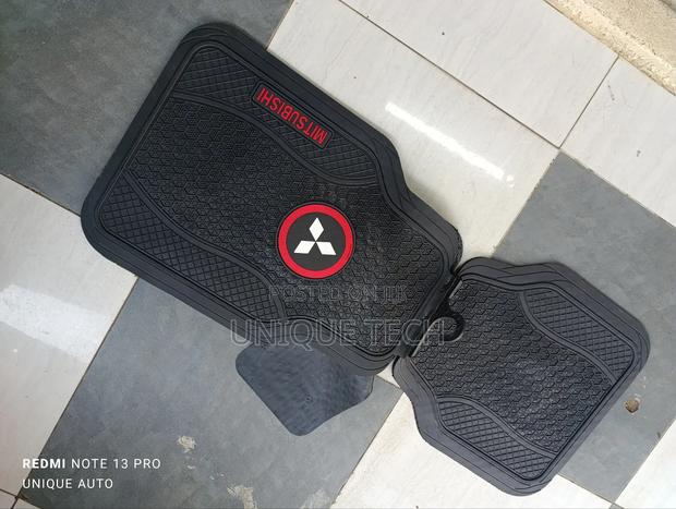 Mitsubishi Branded Rubber Car Floor Mats