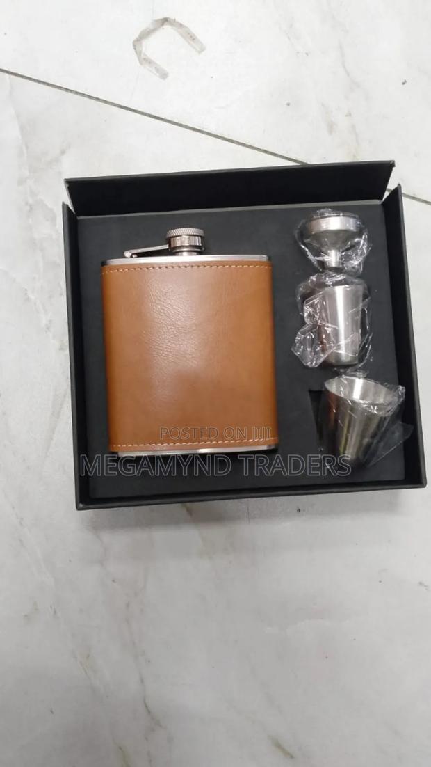 Hip Flask/Alcohol Bottle 230ml/Liquor Bottle
