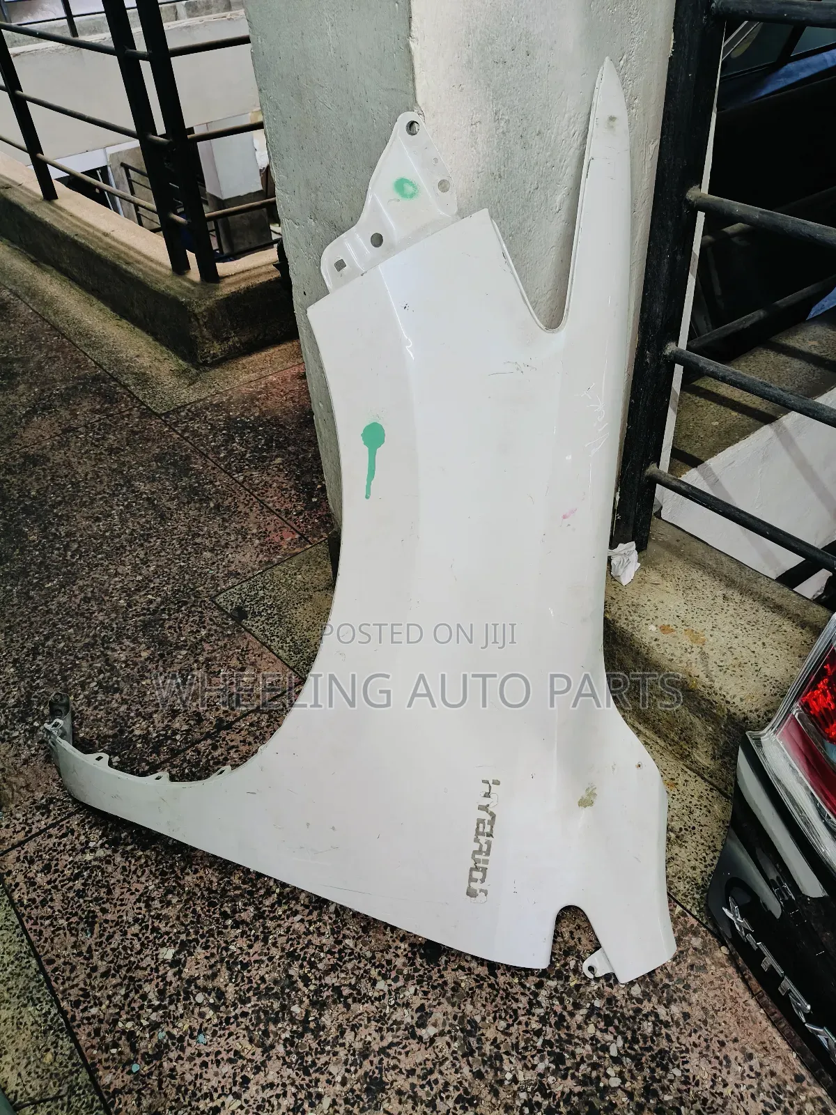 Toyota Harrier 2015 Model Fender