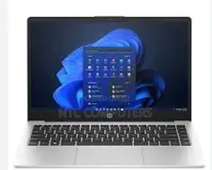 New Laptop HP 250 G10 8GB Intel Core I7 SSD 512GB