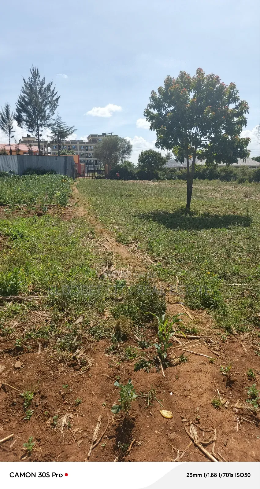 3/4 Plot in Kapsoya Ideal for Commercial With Title.